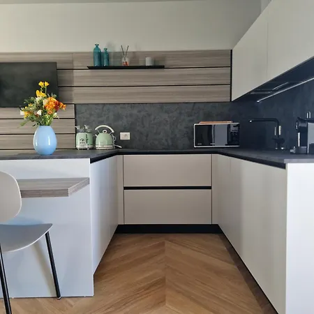 Apartment Moretti Piano Secondo *