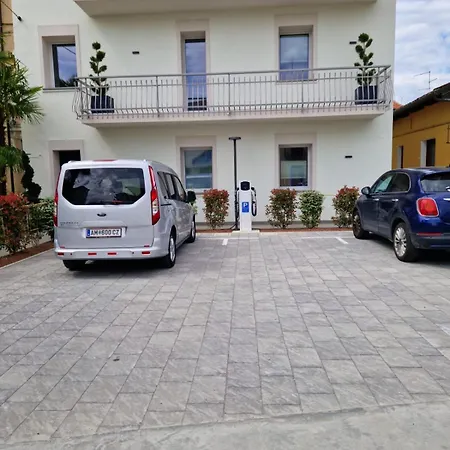 Moretti Piano Secondo Appartamento *